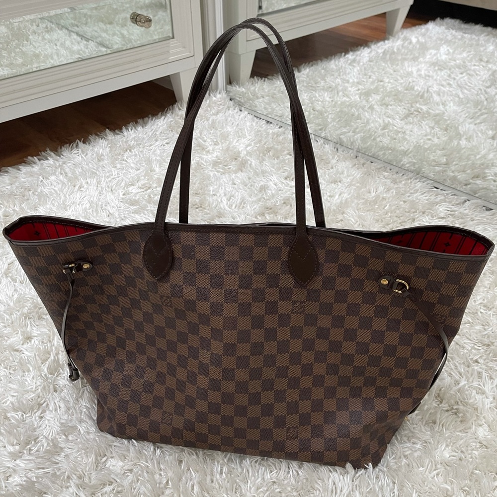 Louis Vuitton Neverful Tote Bag
